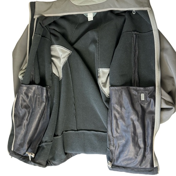 MEC Soft Shell Running Jacket - Picture 5 of 9